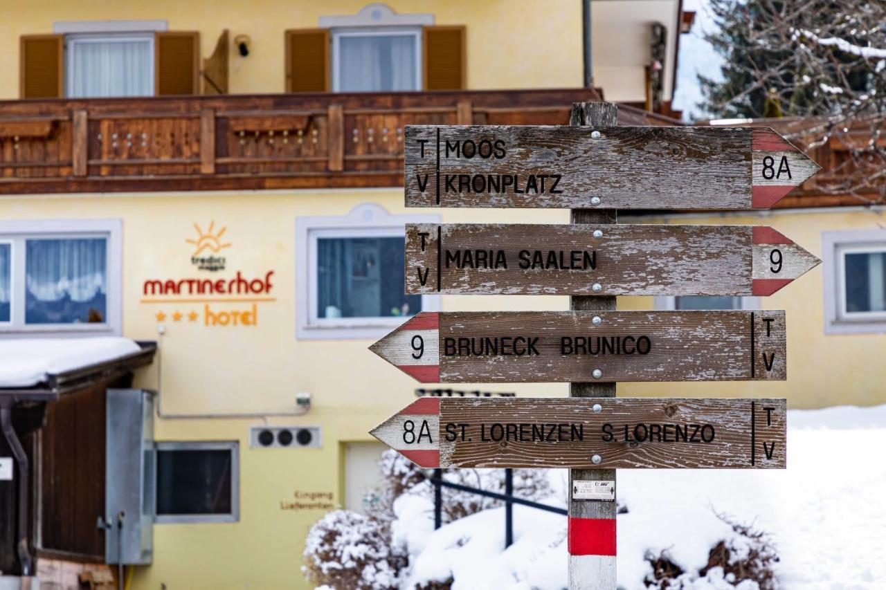 Hotel Martinerhof San Lorenzo di Sebato Exterior photo
